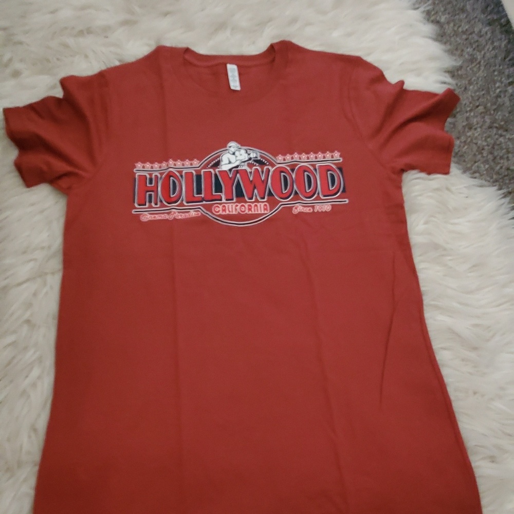 T-SHIRT. MEN'S AND WOMEN'S. NEW,. MEDIOM.10